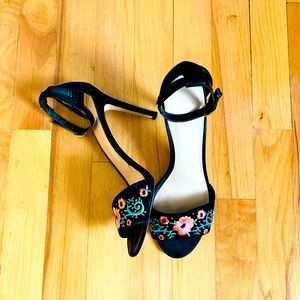 Aldo Floral Embroidered Heels